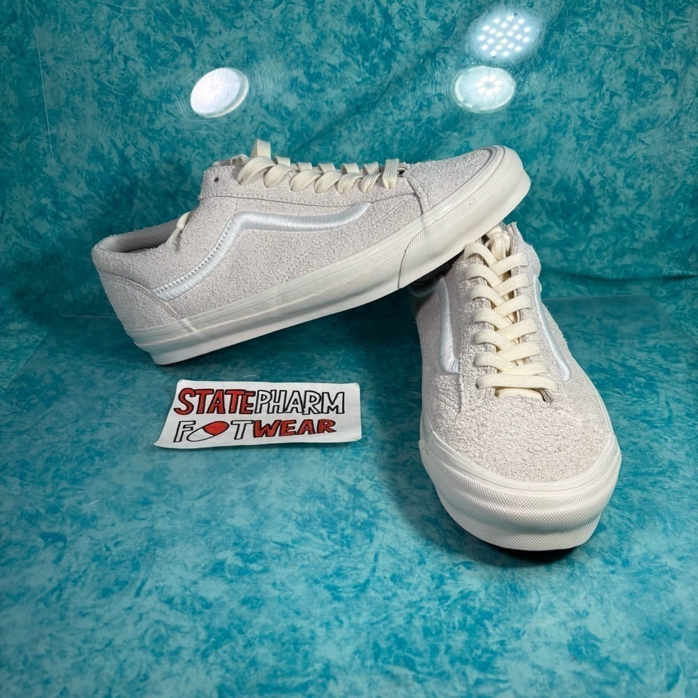 Vans OG Style 36 LX Men’s Off White Suede Low Top Retro Skate Shoes Size 11.5
